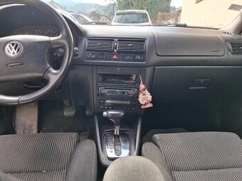 VW Golf 4 automat - 1