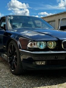 BMW 730d E38 142kW