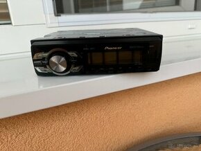 Predam autoradio PIONEER MVH-1400UB