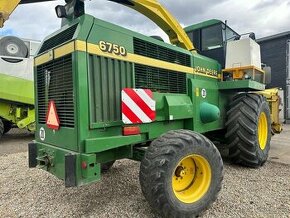 Na prodej John Deere 6750 + Kemper 345