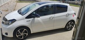 Toyota yaris 1,33 73kw 99ps biela zachovale auto