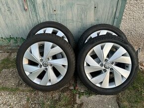 VW Golf 8 zimná sada 205/50R17 5x112 - 1