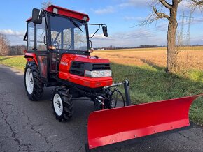 Japonský traktor KUBOTA GL 21 Diesel 3 válec, 21HP