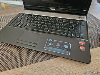 Asus N61D 16"