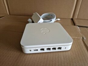 Apple AirPort Extreme Base Station A1354 - 1