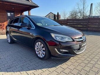 Opel Astra Sport Tourer 1.4 LPG