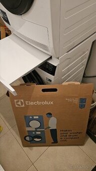 Medzikus ELECTROLUX, AEG medzi práčku a sušičku - 1