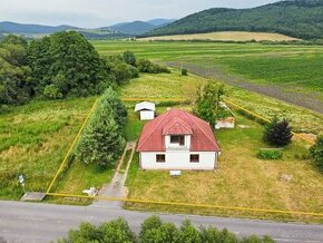 Predaj domu v Dúbravách okr. Detva s veľkým pozemkom