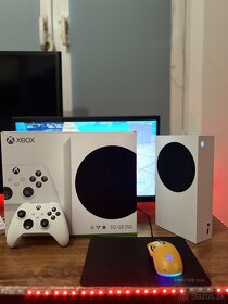 Xbox series S TOP STAV+2tb externý disk +hry