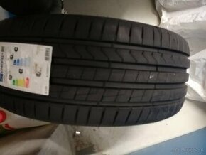 Hankook 215/45 R16 90V XL - 1