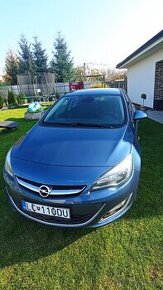 Opel Astra J