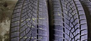 Zimné Goodyear Ultragrip Perfomance 225/45/18 95V