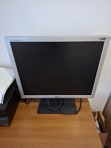 LG monitor