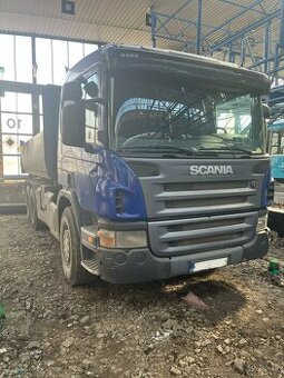 Scania P420 6x4