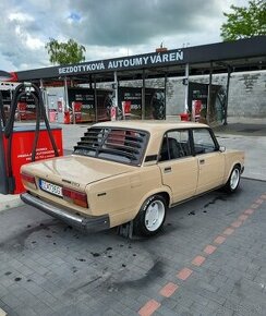 lada vaz ziguli 2107 - 1