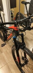 Trek full karbón, Fox tlmenie (veľkosť M/L)