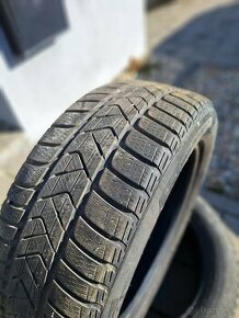 zimmne gumy Pirelli 215/55 R17 - 1