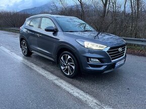 Hyundai Tucson 2.0 CRDi Premium A/T 4x4