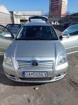 Toyota avensis Predám