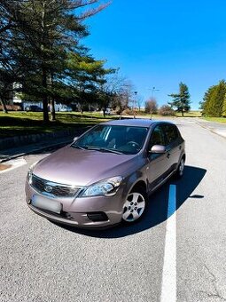 Kia Ceed 1.4 77kw (105ps), benzín, kúpené na SK - 1