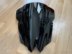 Predný kryt black pre YAMAHA R6 - 1