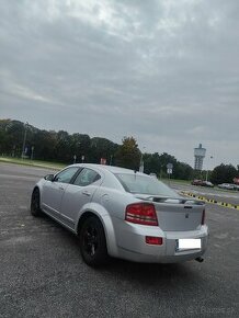 Predám Dodge Avenger