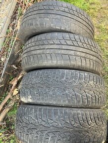 Sada tomket a nokian 205/55 R16