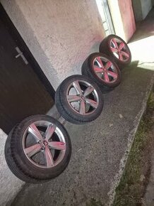 Predam letne pneu na diskoch 225/50 R17