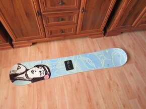 Predam snowboard UNIC,152 cm,bez viazania