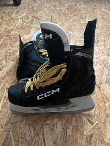 CCM TACKS