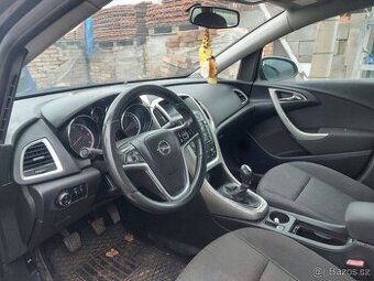 Opel Astra J,1.7cdti, 81kw, 2012,6kvalt, klimatizace