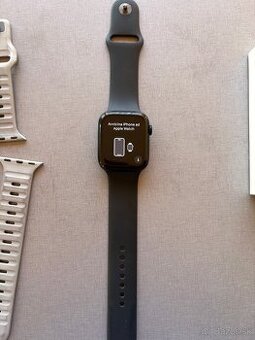 Predam Apple Watch 7 45mm  plne funkčne