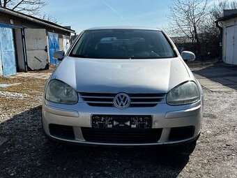 Volkswagen Golf 5 na náhradné diely