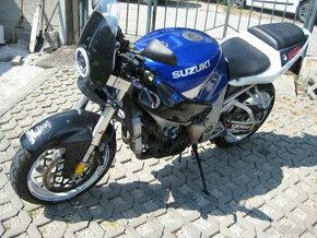 Predam Suzuki GSX  750 R - 1