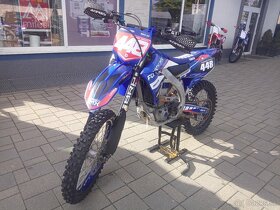 Yamaha YZF 450F - 1