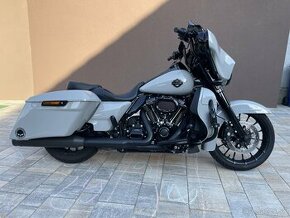 Harley Davidson streetglide 114 special