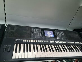 Klávesy Yamaha PSR S950 - 1