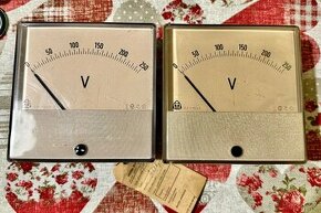 Voltmeter