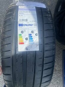 Michelin Pilot Sport 4 - 1