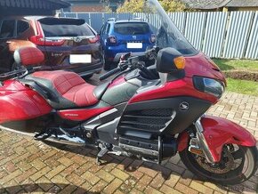 HONDA Goldwing