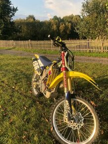 Suzuki  rmz 250