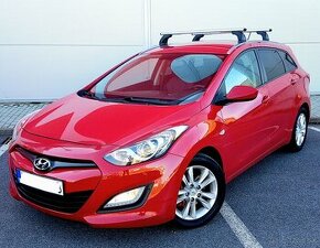 ✅️Hyundai i30 CW Combi ✅️ 2015 ✅ 1.6 CRDI ✅ Iba 132 tisíc KM