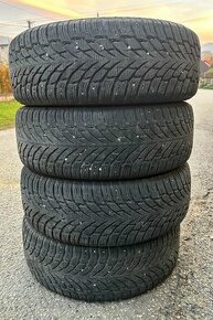 Zimné pneumatiky Nokian WR SUV4, 215/60 R17