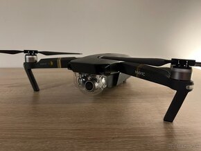 DJI Mavic Pro dron