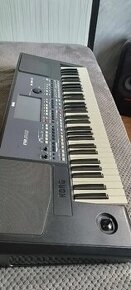 Predám Vymením korg pa 600