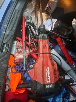 Hilti te 2000 AVR + 2 bourací nástroje