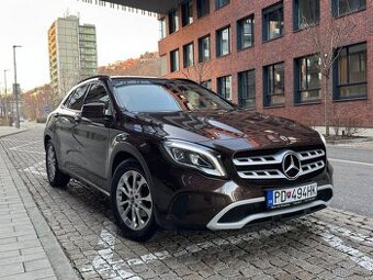 Mercedes-Benz GLA 180 A/T, rv 2018