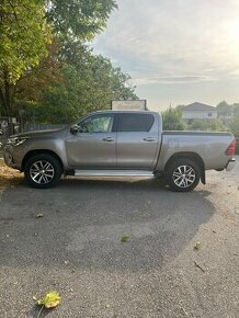 TOYOTA HILUX 2.4 DI-D Invincible A/T, 110kW, A6, 4d. - 1