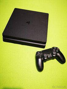 play station 4 slim 500GB s ovladacom