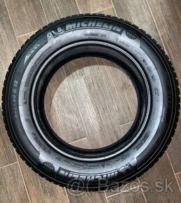 Michelin Latitude Alpin 235/60 R18 107V  Zimne pneumatiky